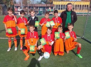 Z podwórka na stadion o Puchar Tymbarku Z podwórka na stadion o Puchar Tymbarku
