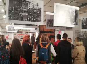 Projekt edukacyjny ,,Zbuntowane słowa” Projekt edukacyjny ,,Zbuntowane słowa”