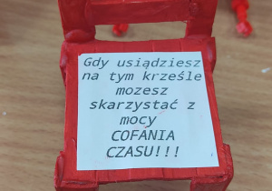 Czerwone krzesło