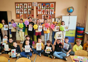 Klasa 3b prezentuje pozytywne kolorowanki