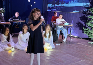 Antosia prezentuje się w swojej roli