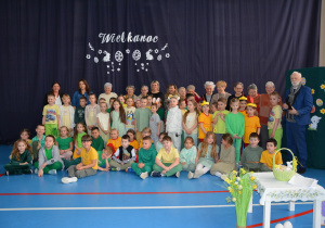 Klasa 0 i 1b wraz z seniorami