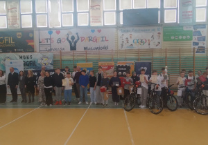 Wszyscy uczestnicy podczas wręczenia nagród